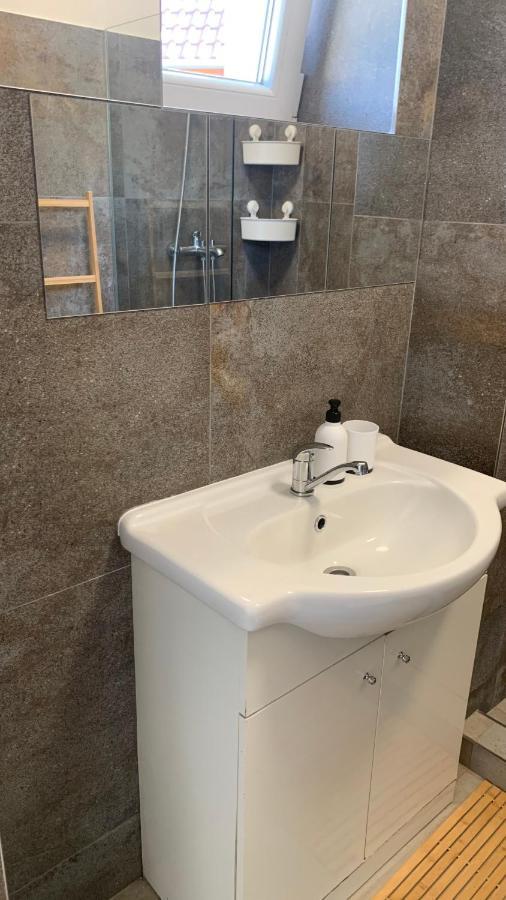 Fara No71 Apart 3 Libice nad Cidlinou Exterior foto